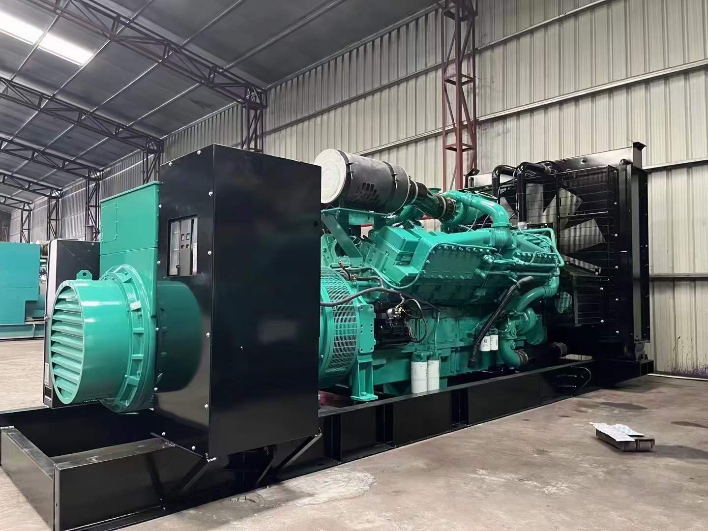 纳雍如何评估无功补偿装置的性能和效果？